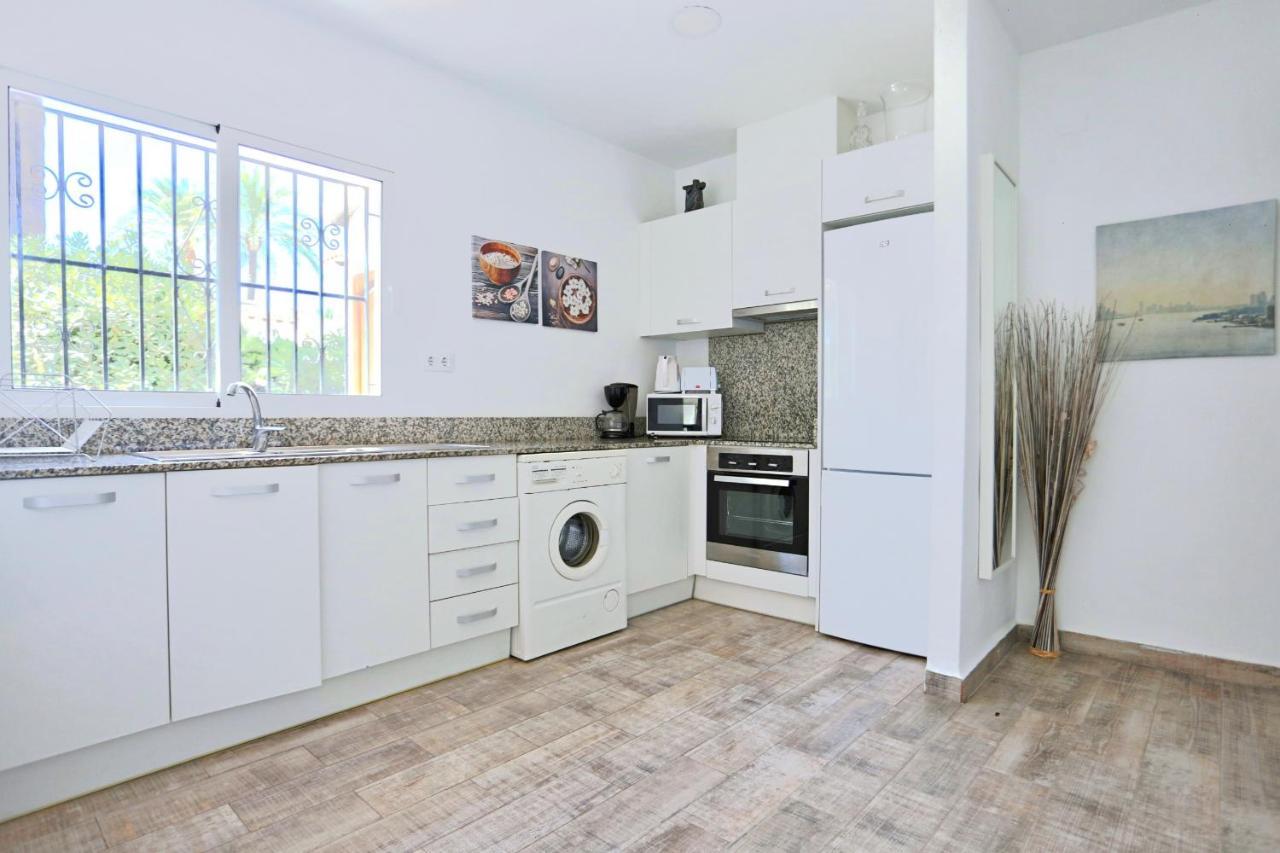 Urbanizacion El Oasis, 20 Villas En 1ª Linea Playa デニア エクステリア 写真